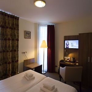 Standaard Kamer met Twee Aparte Bedden